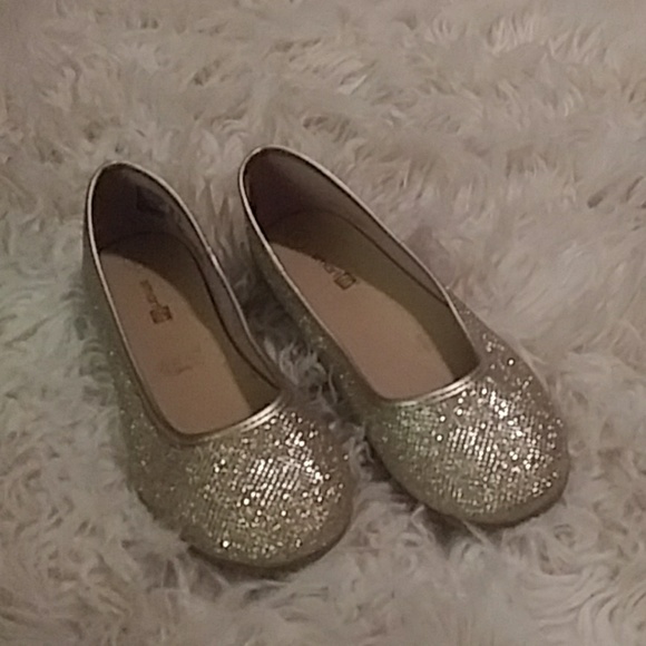 Smart Fit Flats - Picture 2 of 8